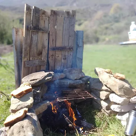 Zeko Farm Проживание в семье Гирокастра