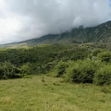 בית אירוח Farm Zeko